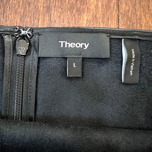 THEORY Bedford Skinny Tank Top in Faux Leather Color Black Size Large - Picture 7 of 9